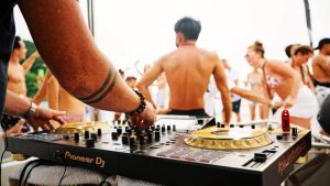 Party boat